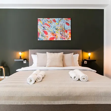 Heart Of The - Cozy In Prime Location